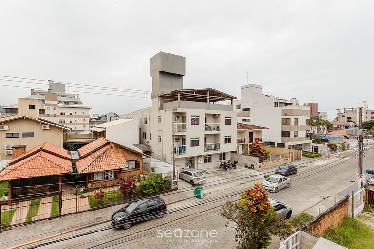 Apto Próximo à Praia em Canasvieiras RFS205