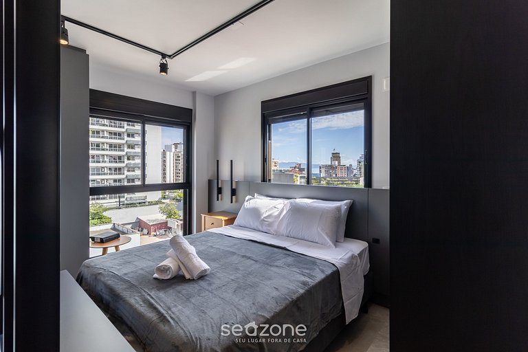 Studio moderno no Centro de Florianópolis ECH504