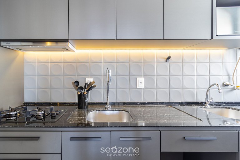 Studio moderno no Centro de Florianópolis ECH504