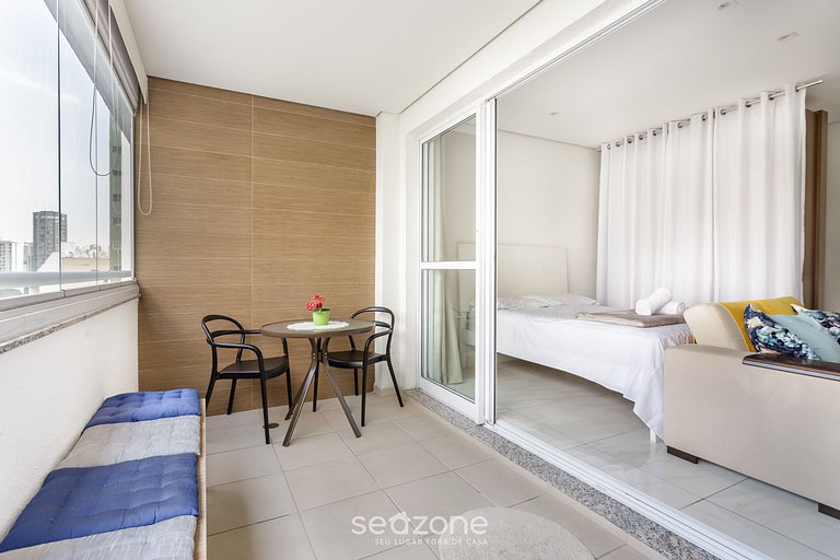 Studio c/ Piscina próximo a Catedral da Sé CGF135