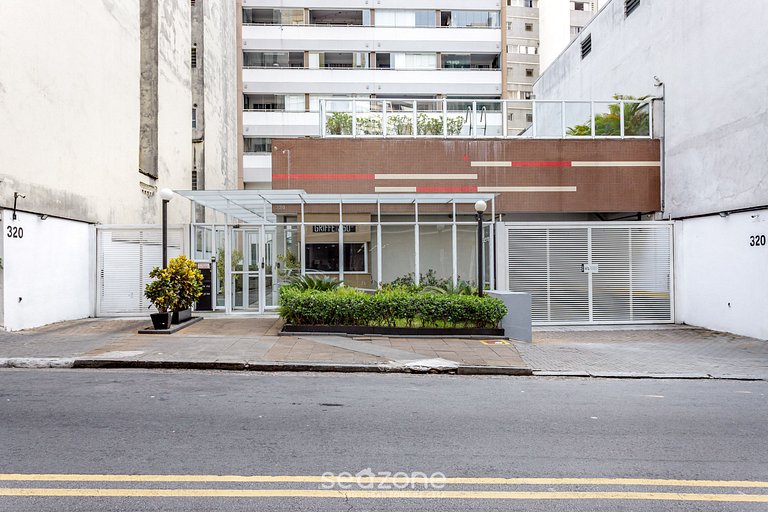 Studio c/ Piscina próximo a Catedral da Sé CGF135