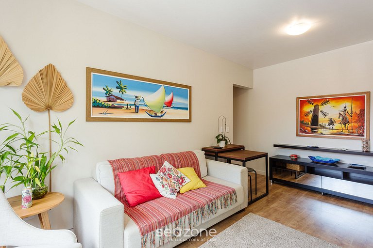 Apto tranquilo a 1 mi da praia Canasvieiras FML202