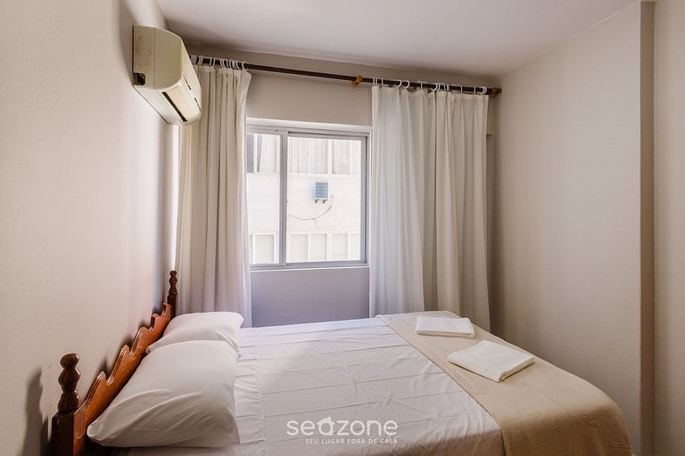 Apt quadra mar, centro de BC próx atrações EAL0704