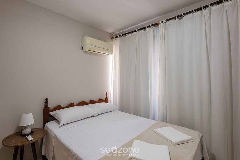 Apt quadra mar, centro de BC próx atrações EAL0704