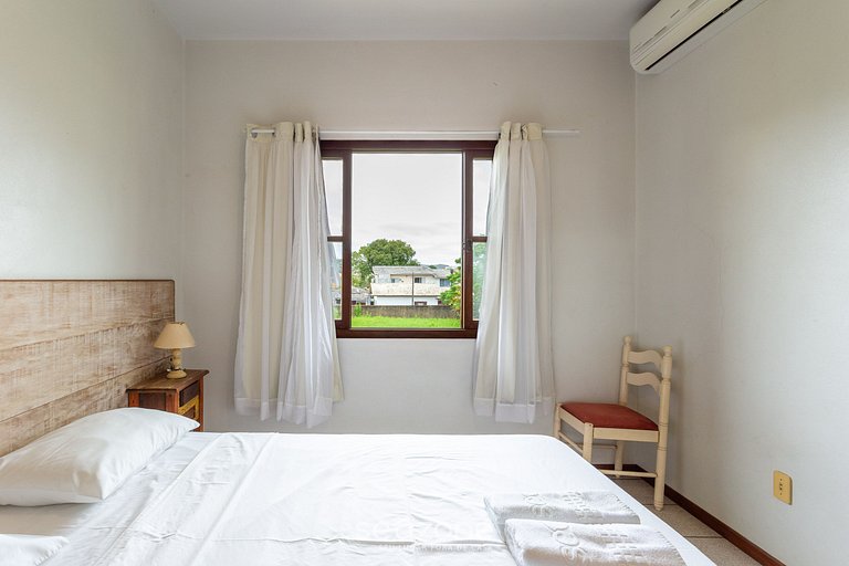 Apto a 270m de la playa en Floripa-SC STCY202