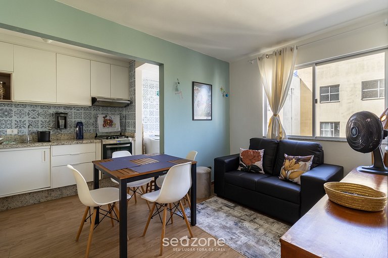 Apto Confortável em via Gastronômica - CAS014