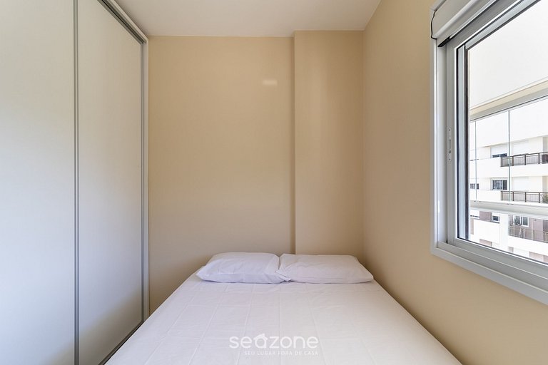 Apto con Barbacoa Privada y Piscina PEA1301