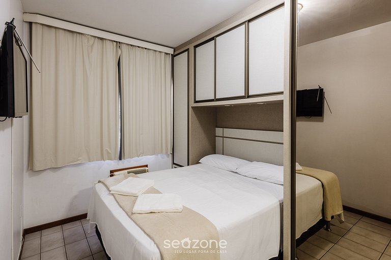 Apto c varanda próx praia loc. privilegiada MRN302