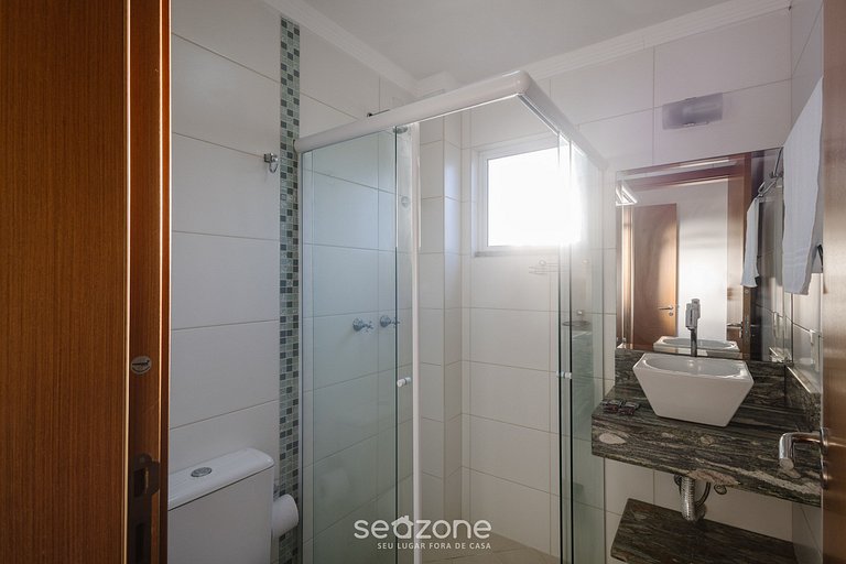 Excelente apto a 2 cuadras de playa Bombas CAN304