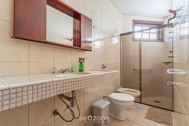 Casa espaçosa c/lareira em Campos do Jordão MCD002