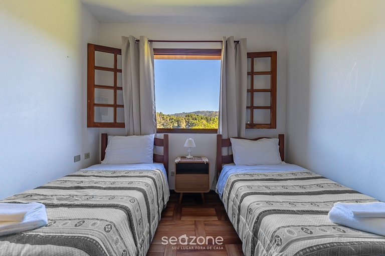 Casa c/ chimenea 3Hab vista montaña MCD002