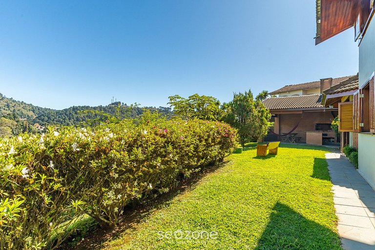 Casa ampla c/chimenea en Campos do Jordão MCD002