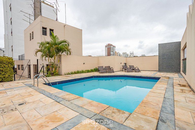 Apto 1Qto c/ piscina 600m do metro Moema/SP NPZ093