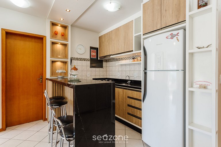 Apto Moderno c/ churasq 80m da Praia CSCG0110