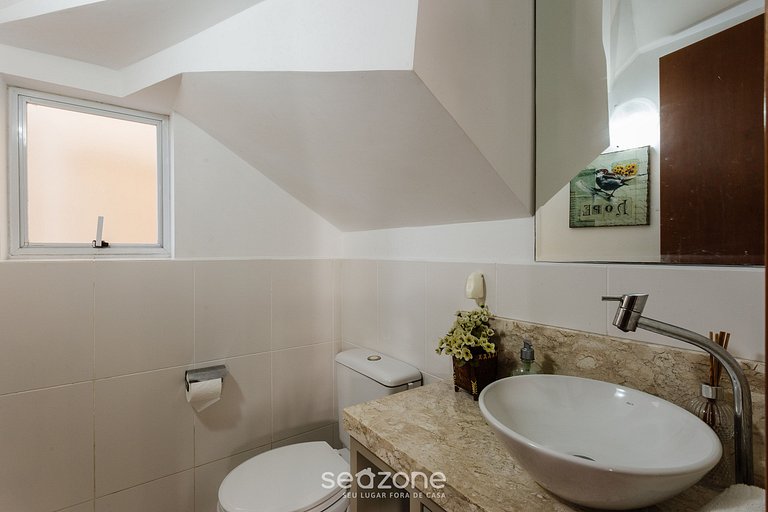 Casa triplex em condomínio Floripa-SC ALI024