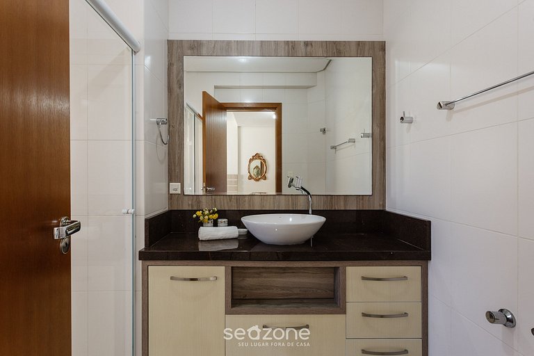 Casa triplex en condominio Floripa-SC ALI024