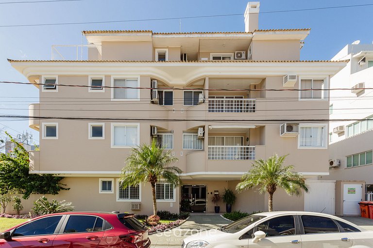 Apto c/ Churrasqueira Próximo da Praia - CEG0202