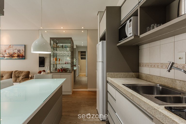 Apto c/ Churrasqueira Próximo da Praia - CEG0202