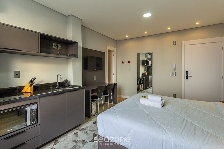 Studio cond. c/ piscina prox. PQ. Redenção TCO1210