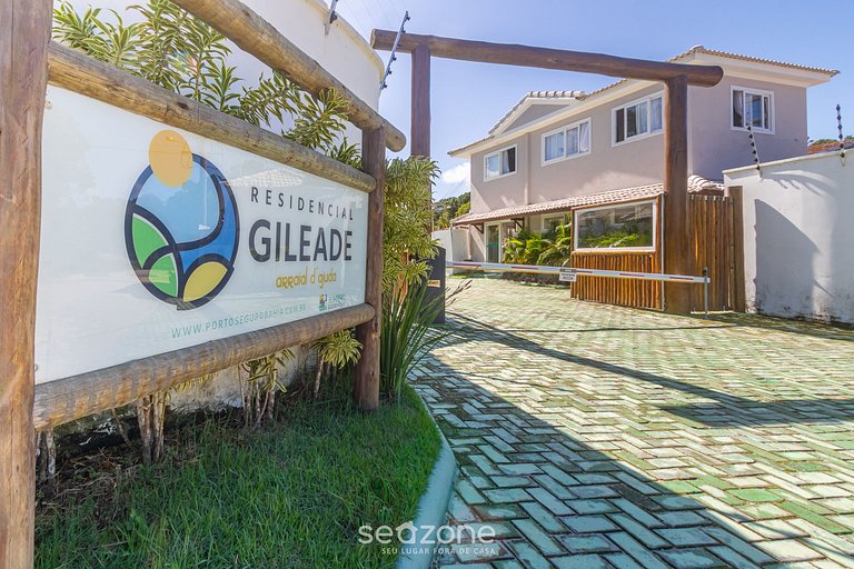 Casa em cond com piscina perto da Praia MGI025