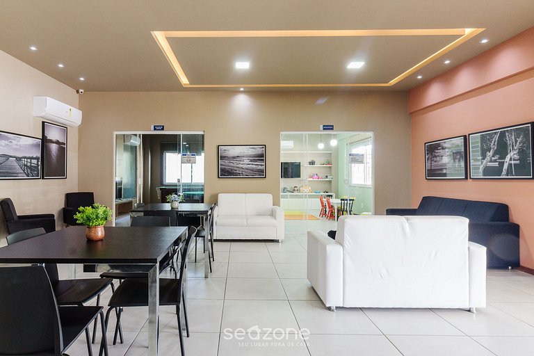 Condominio junto al Canal de Cabo Frio - CFR