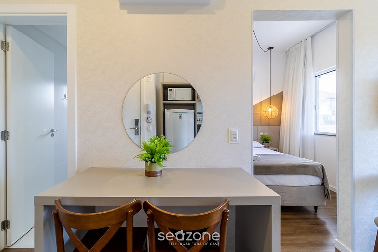 Apto c/ Jacuzzi a 350m do mar em Bombinhas VEC117