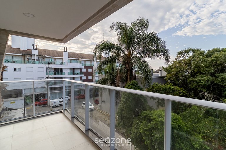 Apto c/ Jacuzzi a 350m do mar em Bombinhas VEC117