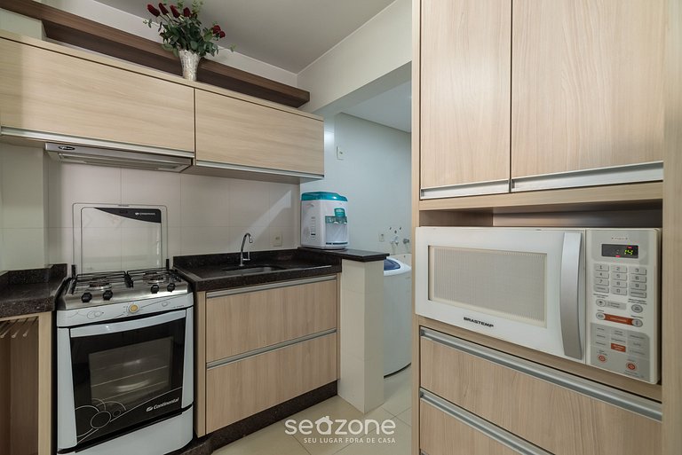 Apto c/churrasq. a poucos passos da praia RFO0102