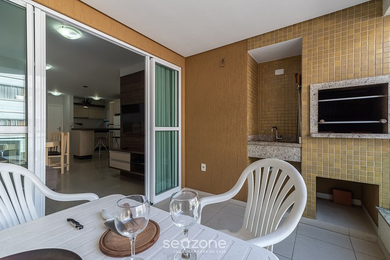 Apto c/churrasq. a poucos passos da praia RFO0102