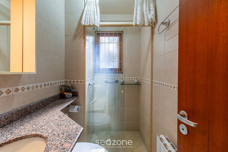 Ap con chimenea 650m del Mini Mundo Gramado JPA102