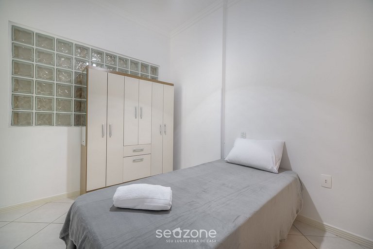 Depto 4D c/ parrilla 70m de la playa RTO0502