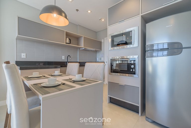 Apartamento com vista para o mar a 280 metros da praia - MHF
