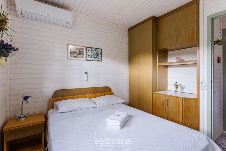 Casa con entrepiso al lado del mar RDD657