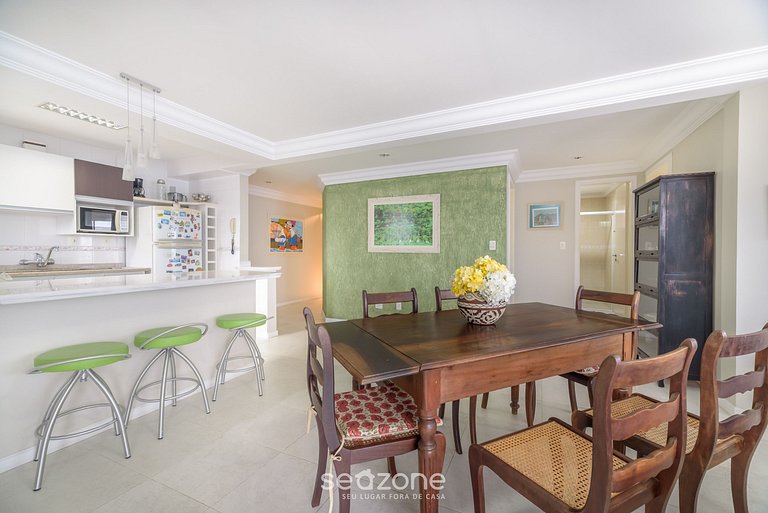 Beautiful apart by the sea and incredible view NVI501