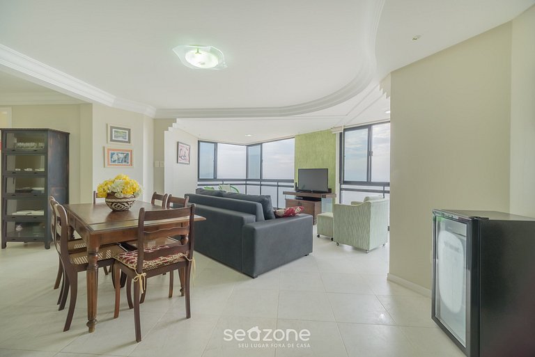 Beautiful apart by the sea and incredible view NVI501