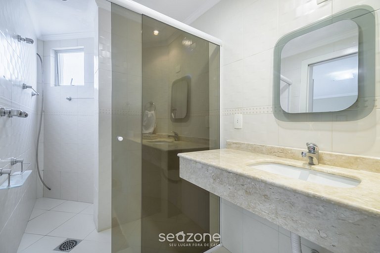 Lindo apto beira mar e vista incrível NVI501