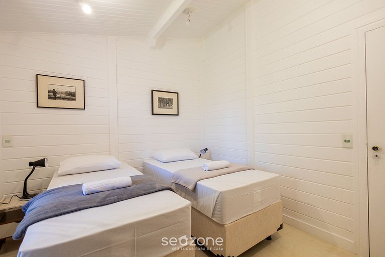 Casa Encantadora c Parrilla n Vila Planalto ACT029