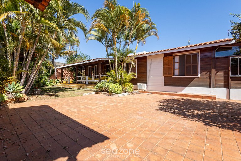 Casa Encantadora c Parrilla n Vila Planalto ACT029