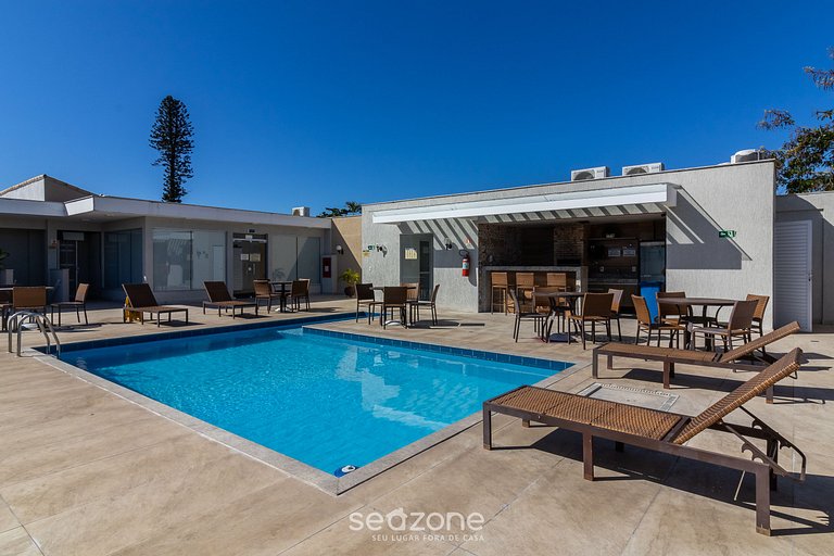 Condomínio a beira do Canal de Cabo Frio - CFR