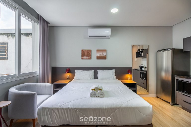 Studio en Cond. c/ Piscina en Centro POA TCO0811