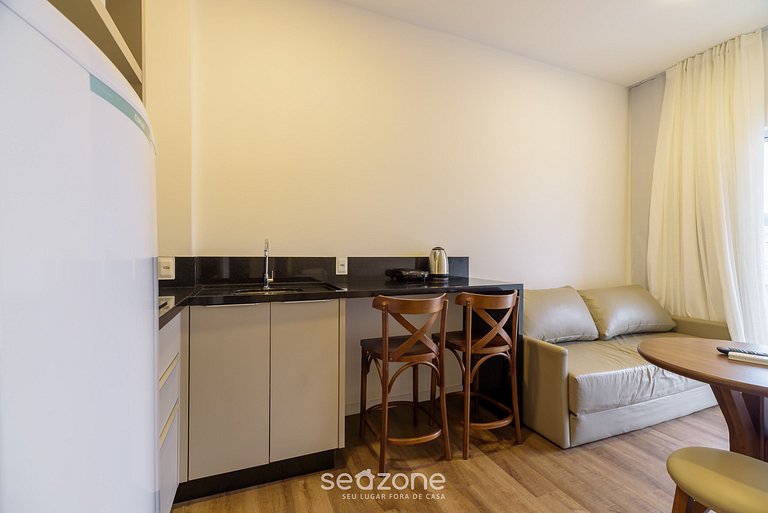 Estudio en hermoso cond. Centro Bombinhas VEC213