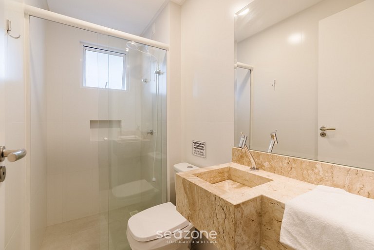 Estudio en hermoso cond. Centro Bombinhas VEC213