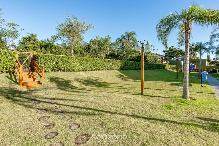 Apartamentos c/ piscinas a 200 m del mar Floripa-SC ADC