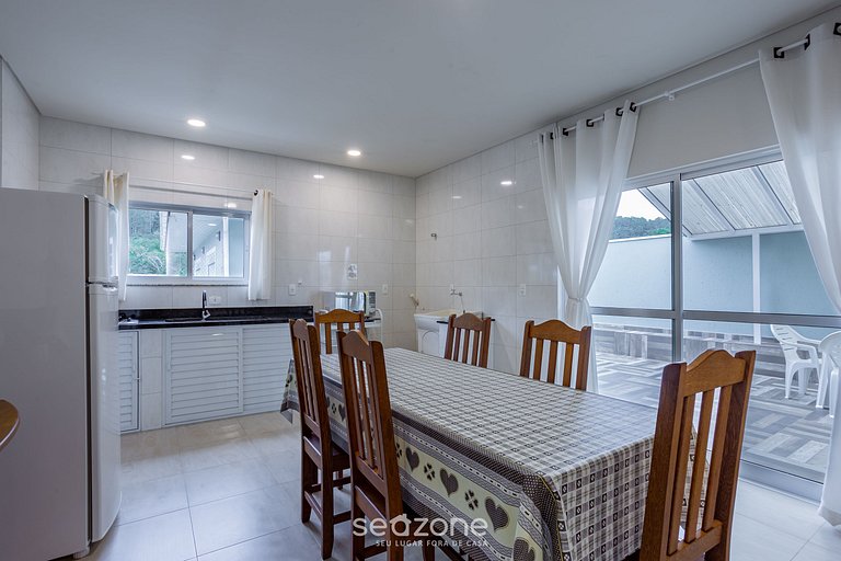 Apto con Parrilla Cerca de la Playa JTL001