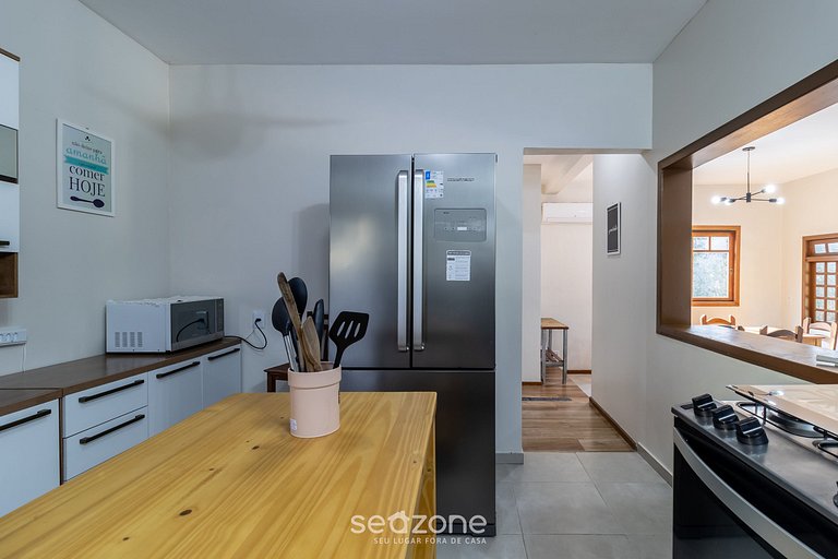 Casa con Piscina Cerca de la Playa JDE792