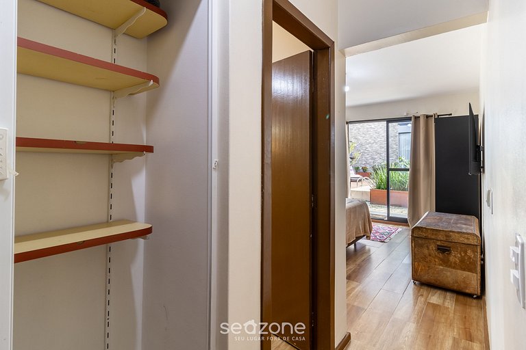 Casa com Piscina Próxima à Praia JDE792