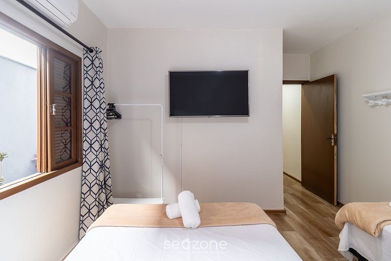 Casa con Piscina Cerca de la Playa JDE792