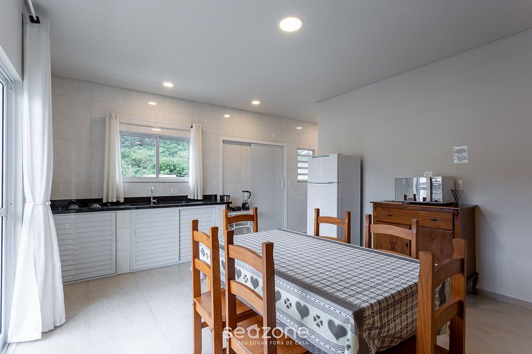 Apartamento cercano a la Playa de Jurerê JTL002