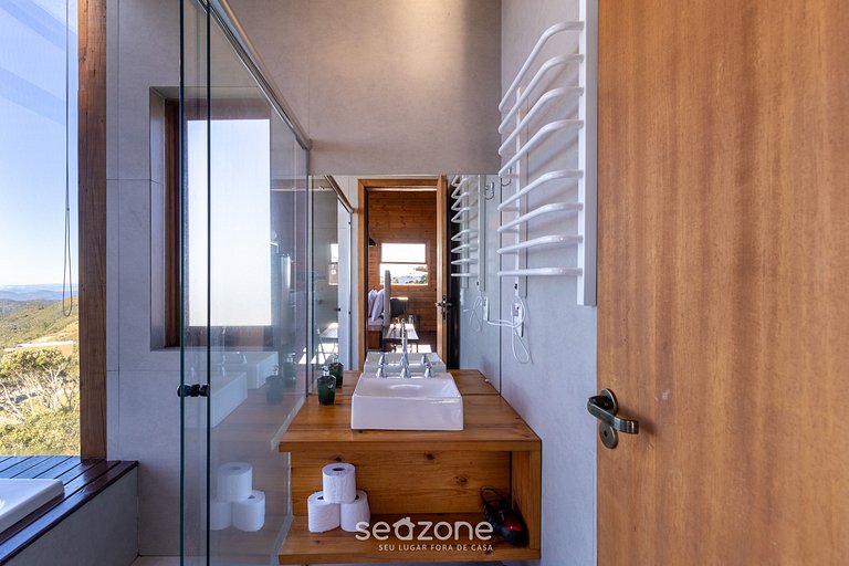 Hermosa cabaña con jacuzzi y vista increíble VST004