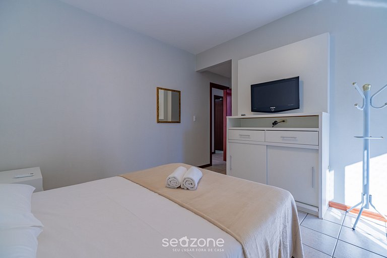 Depto c/ balcón 150m del mar Meia Praia RCB405